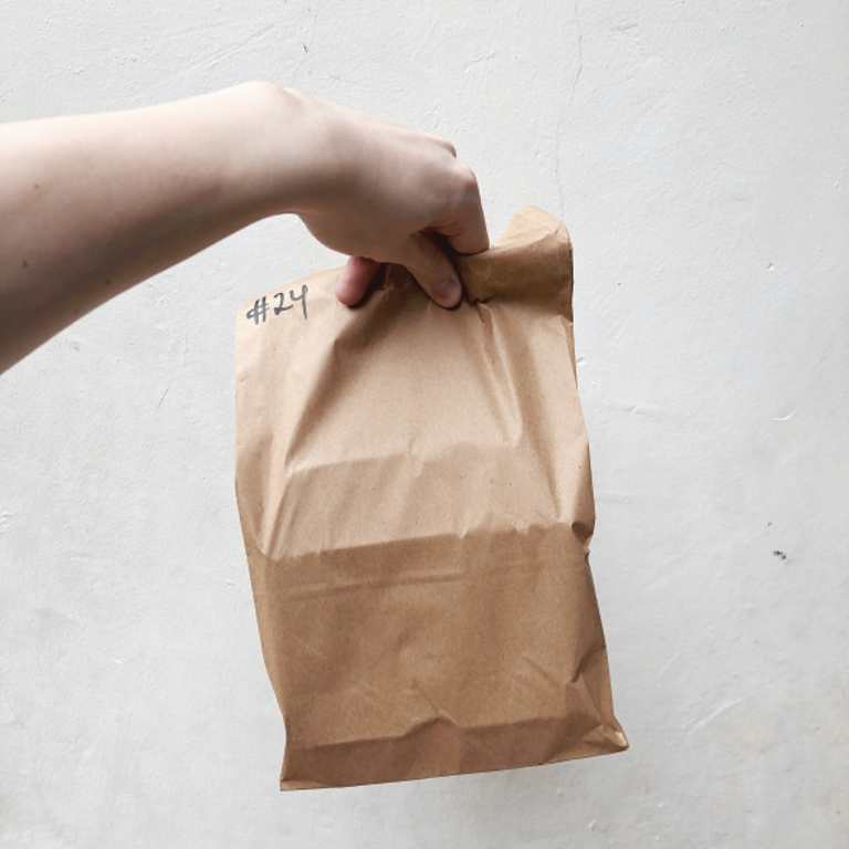Convenient Pickup and Delivery for Delicious Burgers